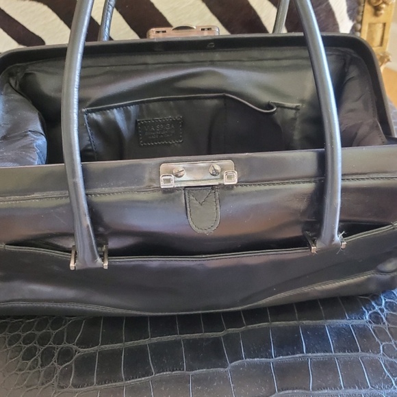 Vintage Via Spiga Fashion All Fine Leather Hand Bag. - Picture 10 of 16